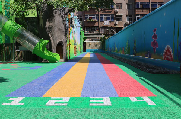 幼兒園懸浮地板上面可以停車行車嗎？