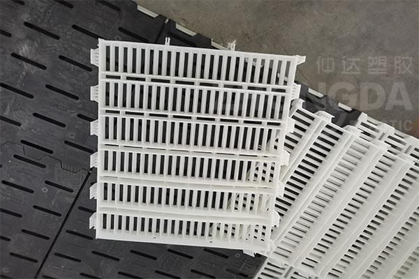 豬場(chǎng)養(yǎng)殖專用漏縫板材質(zhì)分析！